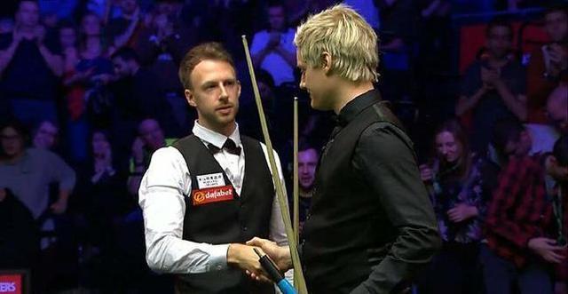 事背后的故 事背后的故