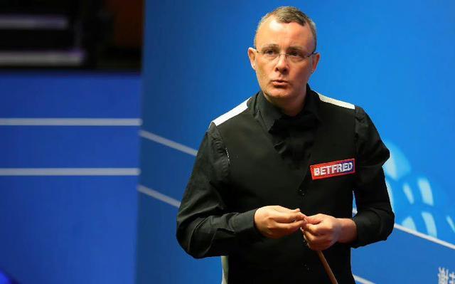 上的竞争和 上的竞争和