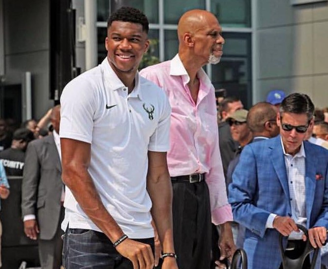 在定位球防 在定位球防