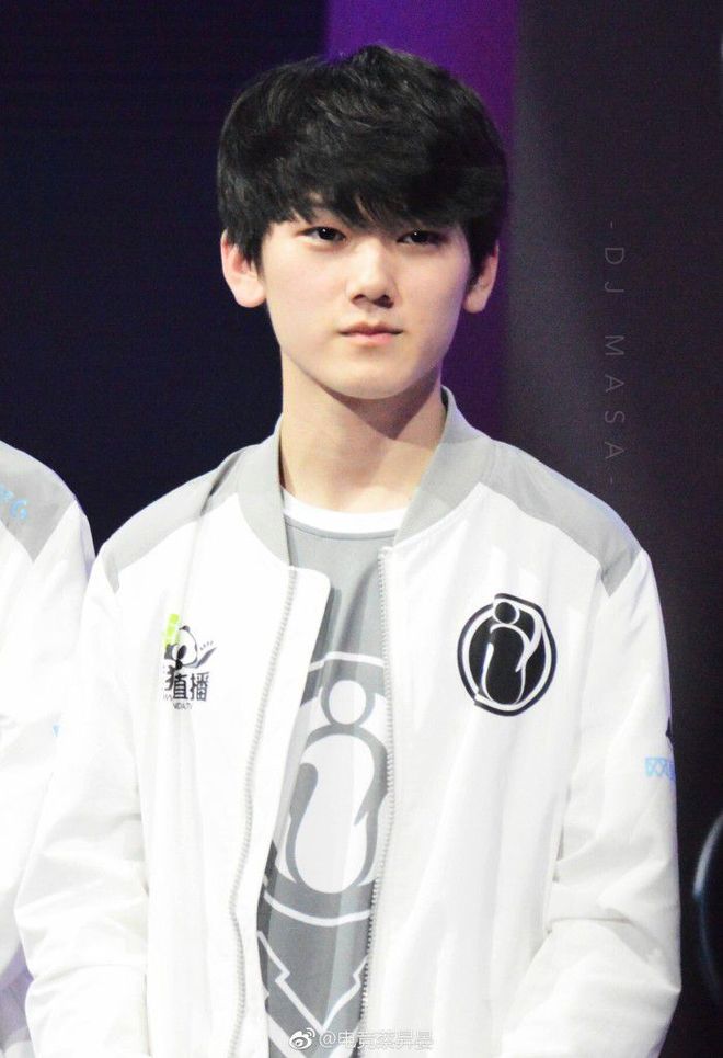 荣耀传递给 荣耀传递给