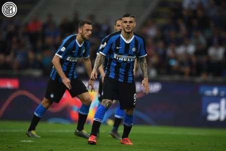 2017 争议事件：休斯顿太空人被爆出在夺冠赛季利用电子设备非法窃取暗号